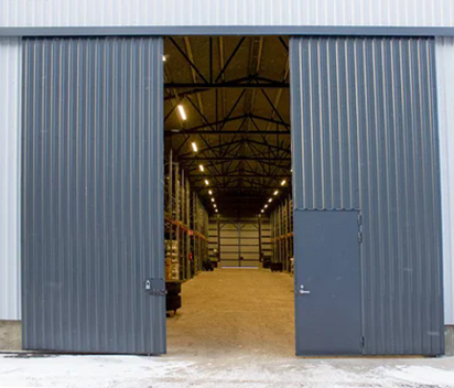 Cold room sliding doors for chilled or freezer environments