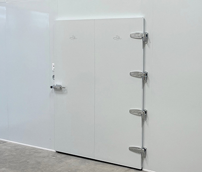 Walk-In Cooler Hinged Swing Door: Durable Access for Cold Storage