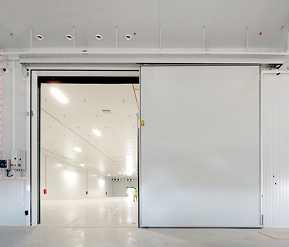 Space-Saving Cold Room Sliding Doors for Compact Storage Areas